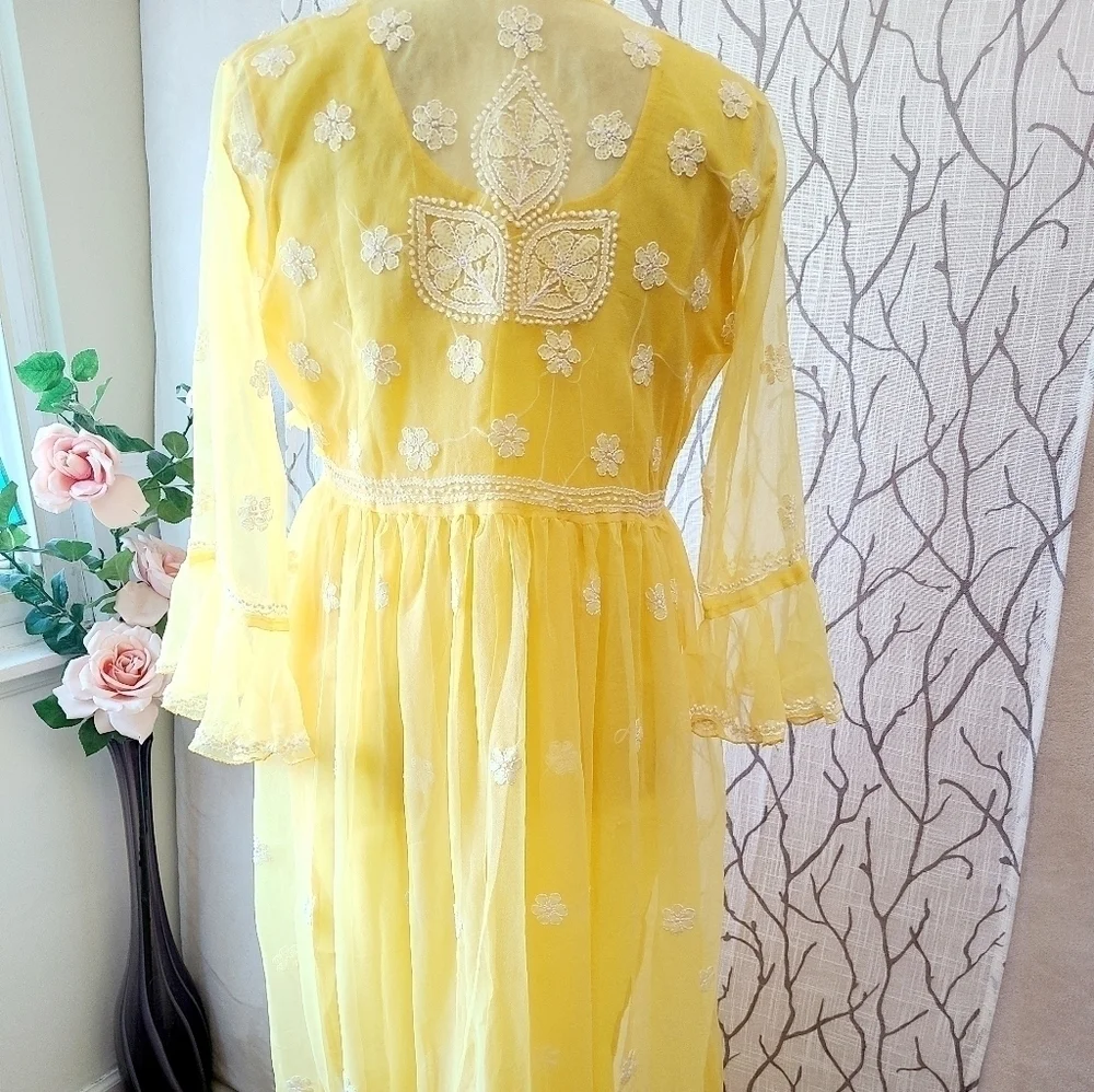 Yellow chikankari Anarkali maxi kurti dress - Picture 4 of 6